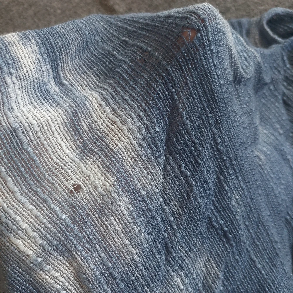 Vince‎ Camuto shawl/cover-up